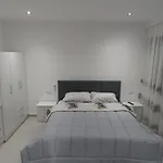 Aj Guesthouse