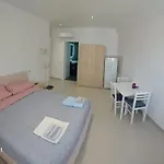 Aj Guesthouse